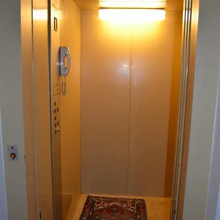 فندق Drei Schweizer Hotel نيوفيد
