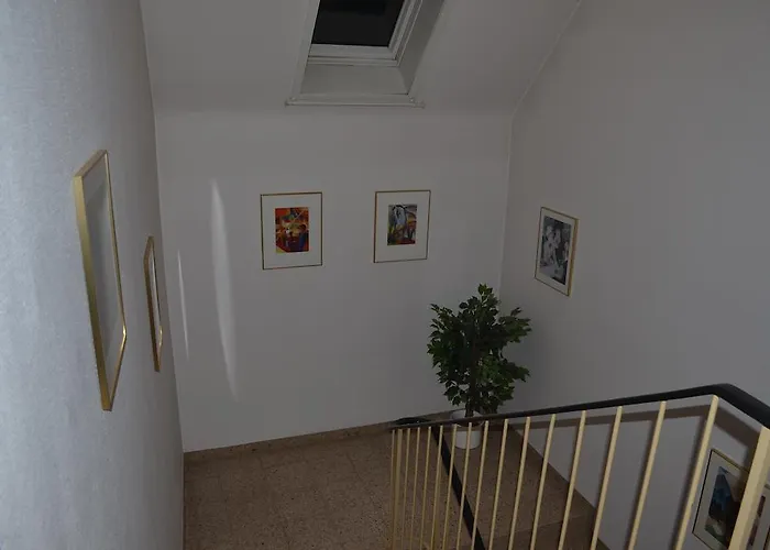 Drei Schweizer 2* ノイヴィート